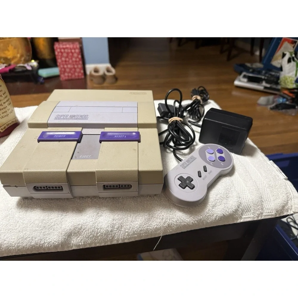 Super‎ Nintendo SNES Console Bundle With Controller , No Video Cable